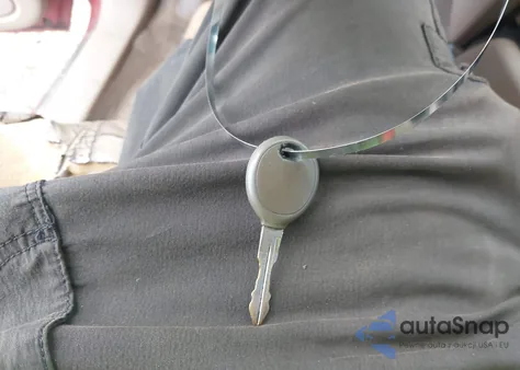 2002 Jeep Grand Cherokee Sport from USA, damaged, VIN 1J4GX38S52C154359